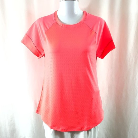 Under Armour Womens HexDelta Short Sleeve Top Open Back HeatGear Pink Size L - Picture 1 of 8